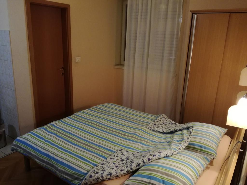 Apartments Kurtic Makarska Exterior photo